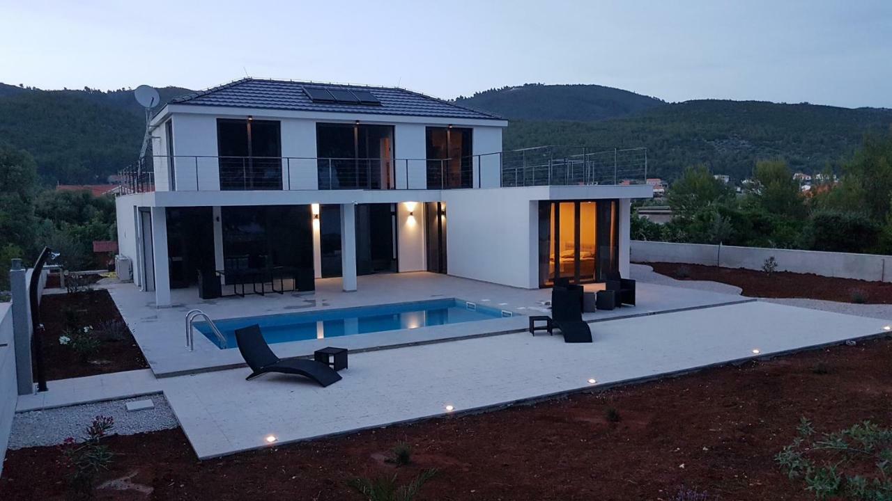 Seaside Villa At Prizba Εξωτερικό φωτογραφία